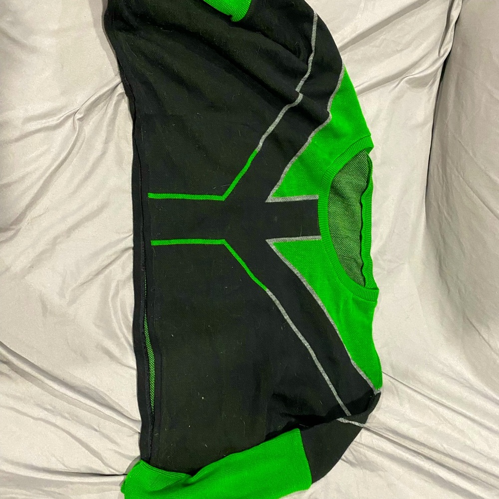 Elhoffer Design green corps crop sweater